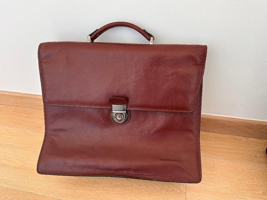 Boekentas Arthur & Aston bruin, Bijoux, Sacs & Beauté, Sacs | Cartables, Cuir, 30 à 40 cm, 30 à 40 cm, Brun