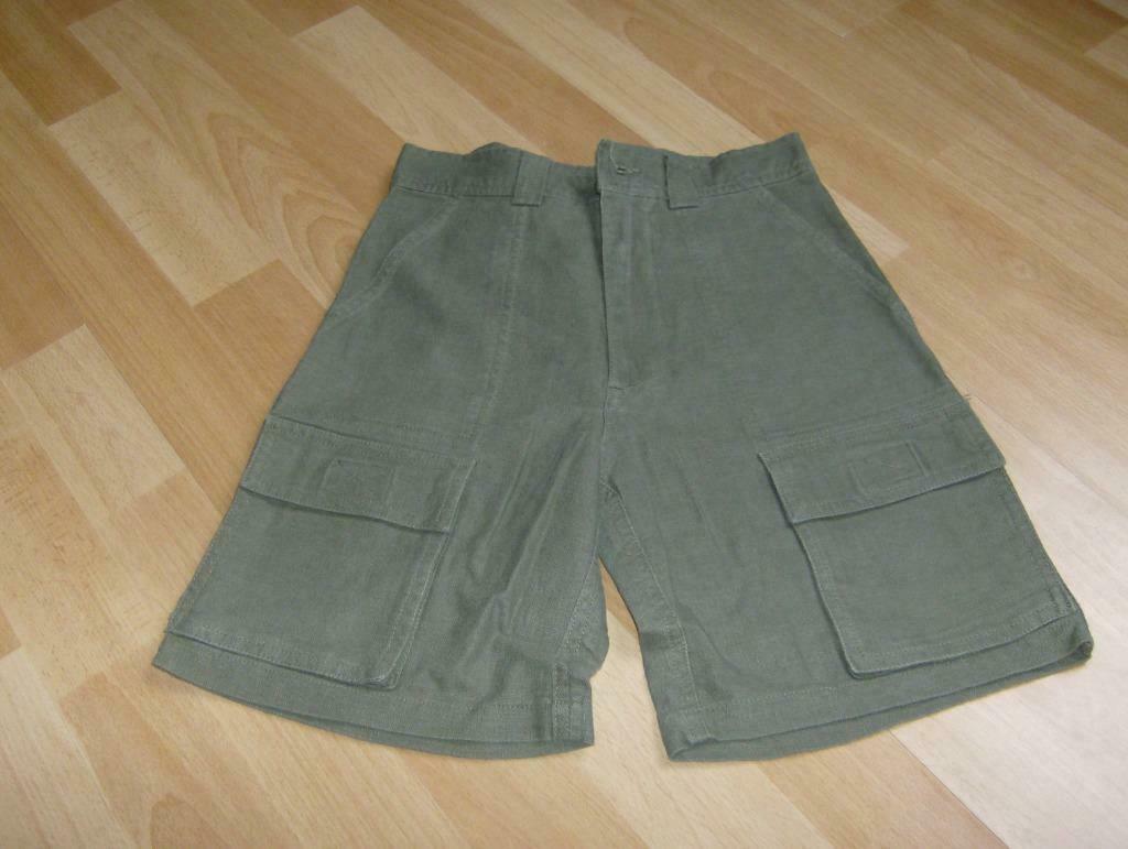 broek/short groen l.o.g.g. - maat 128, Ophalen of Verzenden, Gebruikt, Jongen, Broek