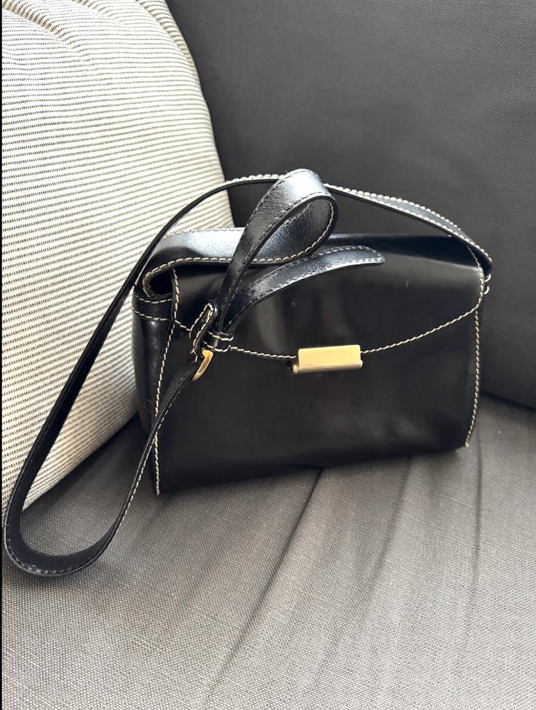 Sac à bandoulière rétro en cuir Mélusine 1970s, Enlèvement, Utilisé, Noir, Sac à bandoulière