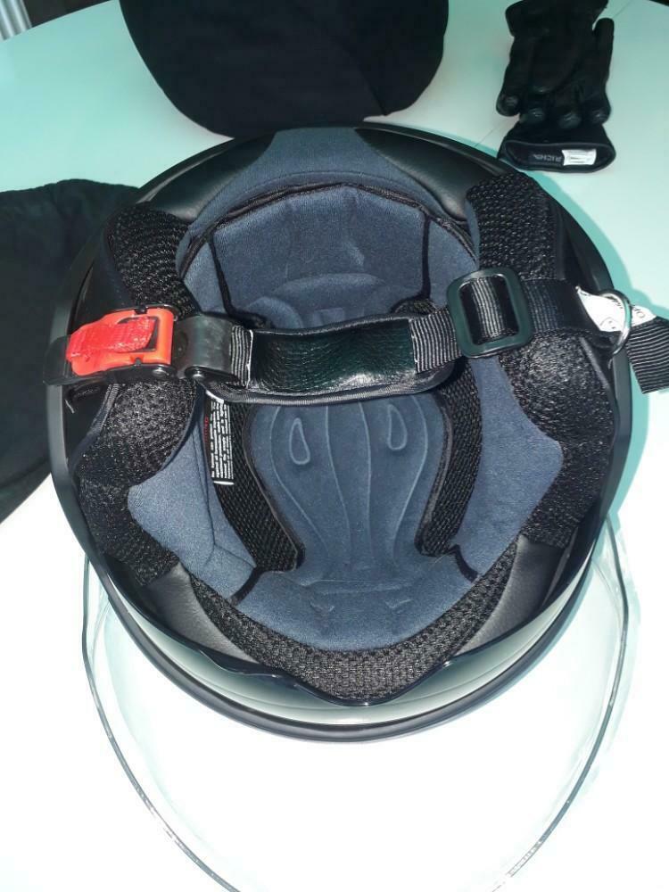 2 beaux casques, Enlèvement, Autres types
