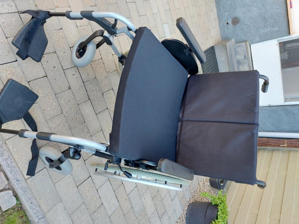 Rolstoel Breezy rubix  XL, Ophalen, Inklapbaar, Zo goed als nieuw, Duwrolstoel