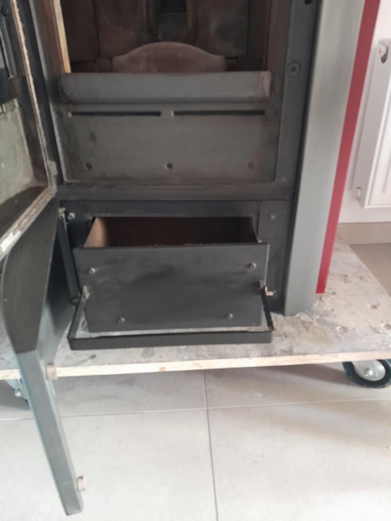 Palazzetti 12kw pellet, Ophalen