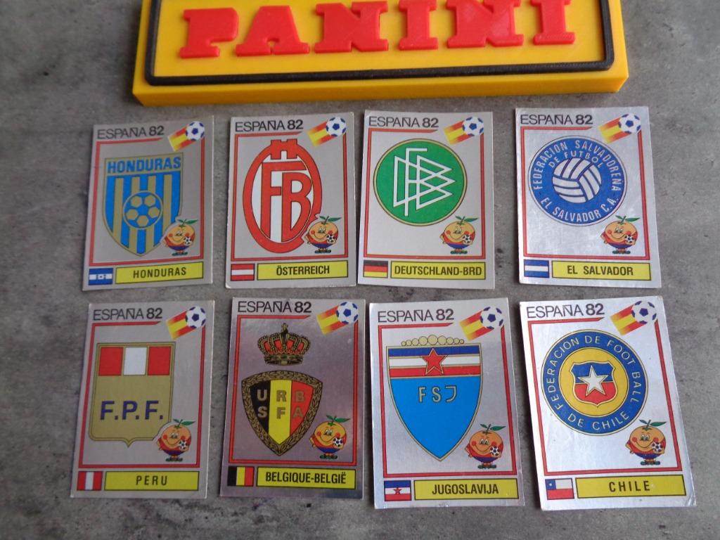 PANINI AUTOCOLLANTS DE FOOTBALL COUPE DU MONDE 82 EMBLÈMES D, Hobby & Loisirs créatifs, Autocollants & Images, Enlèvement ou Envoi