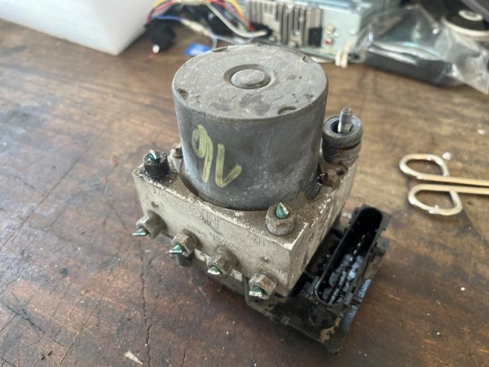 ABS Pomp van een Opel Corsa, Gebruikt, -, -, Opel