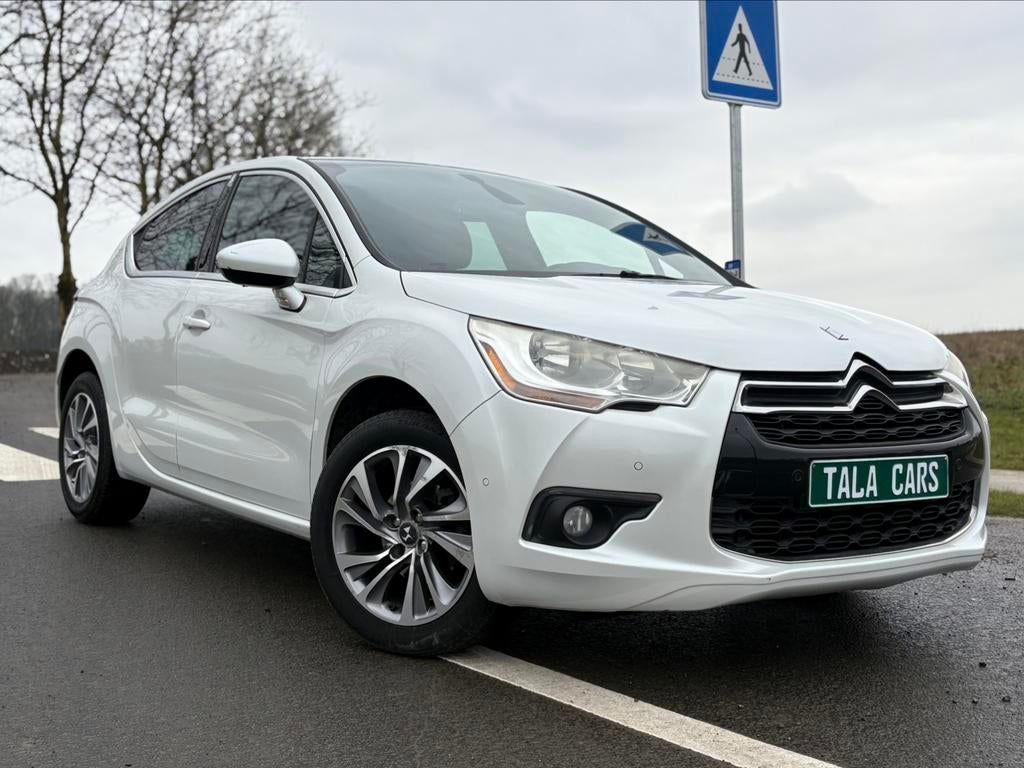 Citroën DS4 1.6 E-HDI JANTES/PANO/CARNET COMPLET/GARANTIE 12, Achat, 82 kW, Entreprise, Garantie prolongée