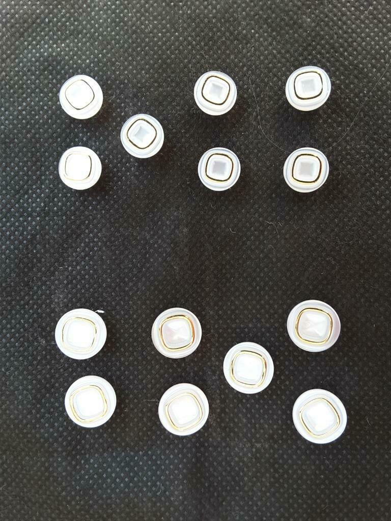 lot 7 boutons de 12 mm et 7 de 14 mm blanc ligne dorée B0707, Hobby & Loisirs créatifs, Enlèvement ou Envoi, Neuf, Bouton ou Boutons