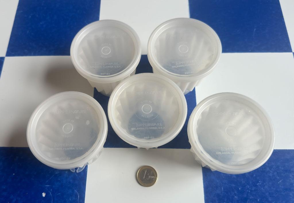 Tupperware vintage vormpjes pudding/dessert, Enlèvement ou Envoi, Neuf, Blanc