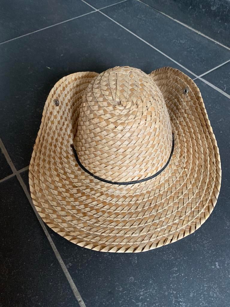 Mooie zonnehoed , kan opzij vast met spijkers   57 cm omtre, Ophalen, Zo goed als nieuw