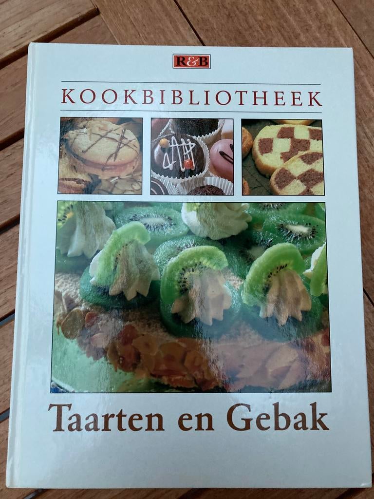 Kookbibliotheek taarten en gebak, Boeken, Ophalen, Zo goed als nieuw