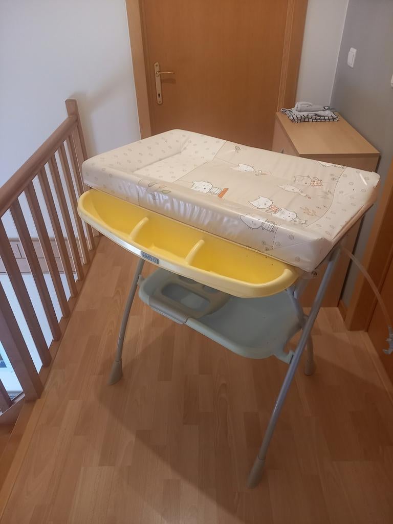 Table à langer pliable, Ophalen, Gebruikt