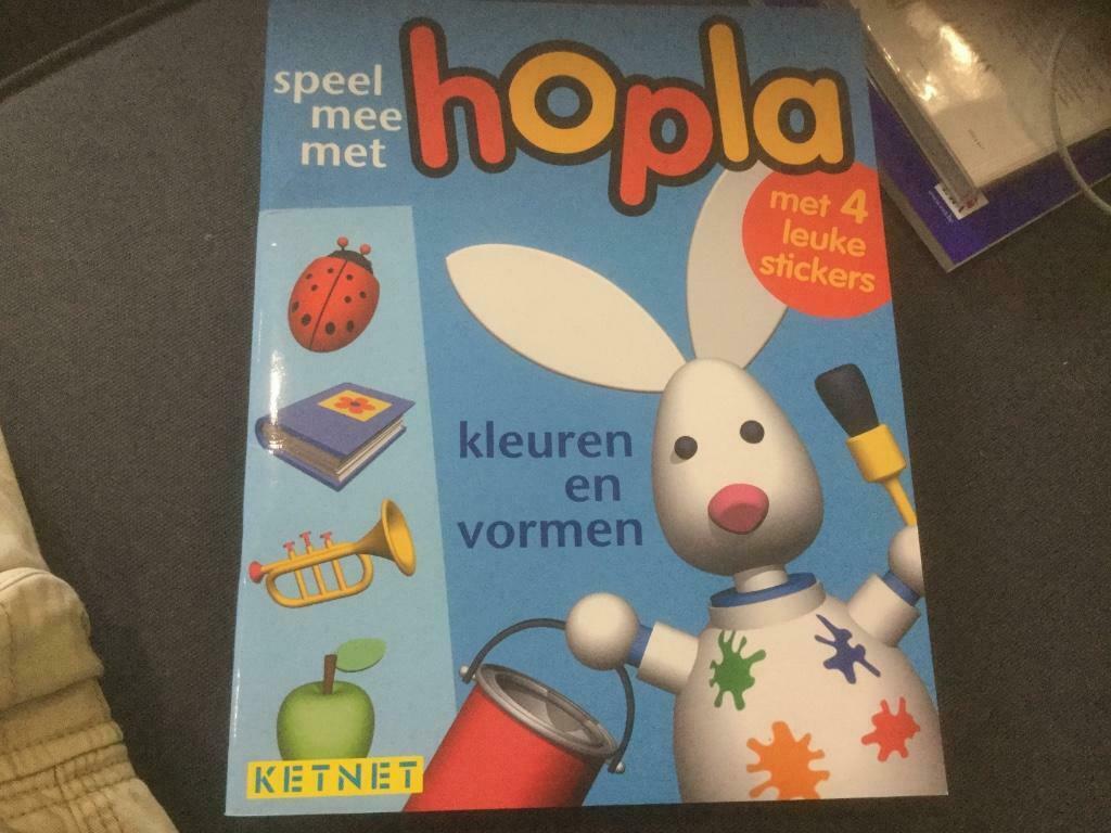 Speel mee met Hopla kleuren en vormen, Boeken, Ophalen of Verzenden, Zo goed als nieuw