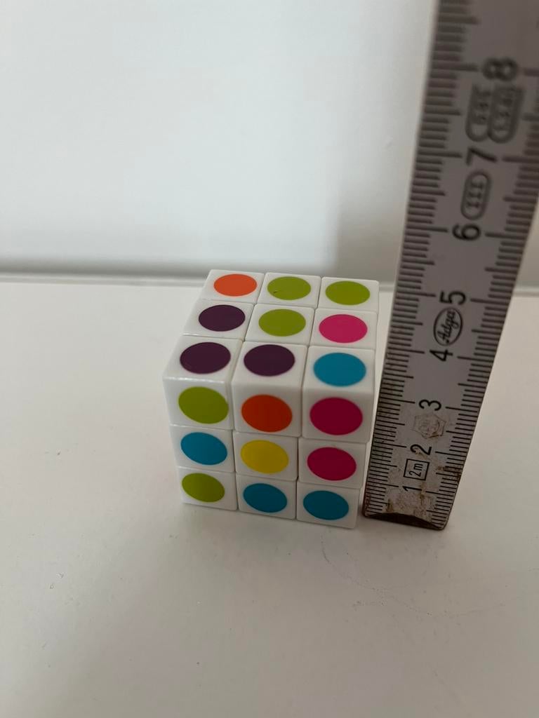 Mini rubik s cube, Enlèvement, Comme neuf