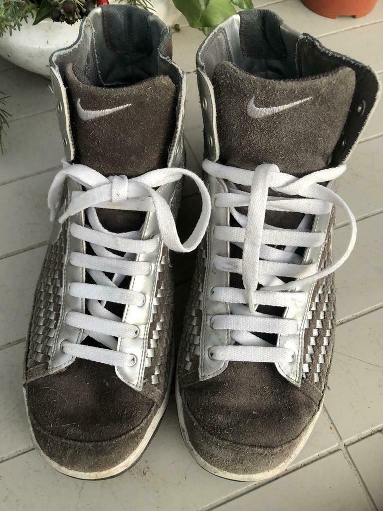 Sneakers Nike, Kleding | Heren, Schoenen, Ophalen of Verzenden, Zo goed als nieuw, Bruin, Sneakers