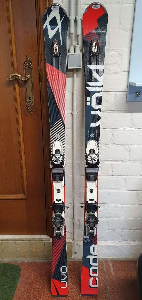 Völkl UVO Code Red, 160 à 180 cm, Autres marques, Carving, Skis