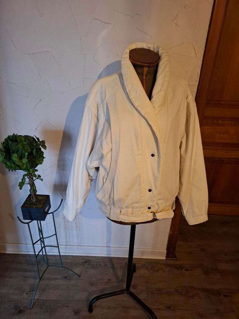 Veste femme beige clair taille M/L, Enlèvement ou Envoi, Comme neuf, Taille 42/44 (L), Blanc