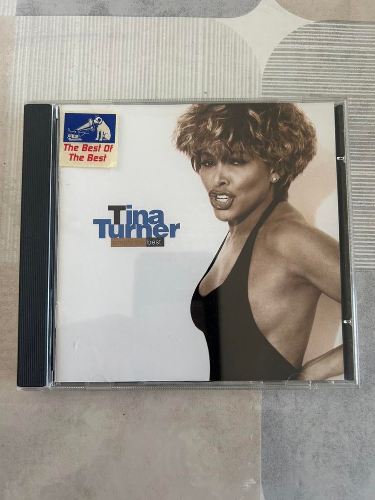 2 CD de Tina Turner « Simply the Best » et « Goldeneye 007 », Enlèvement ou Envoi, Utilisé