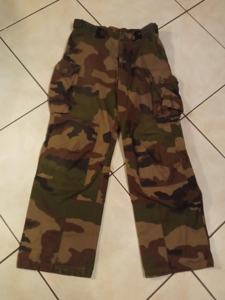Militaria Armée Française Pantalon de Treillis T4 Porté M, Envoi, Armée de terre, Vêtements ou Chaussures