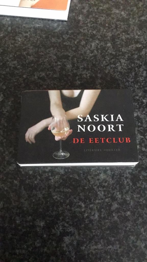 Saskia Noort - De eetclub, Ophalen of Verzenden, Saskia Noort