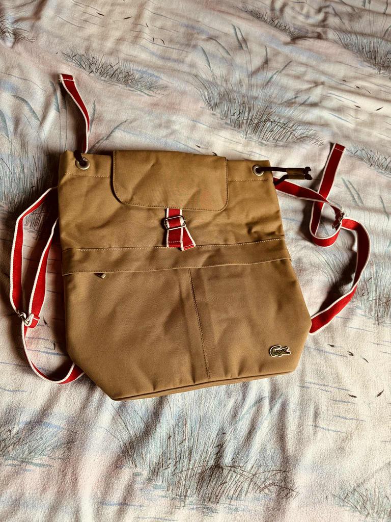 Nieuwe rugzak Lacoste, Handtassen en Accessoires, Ophalen, Nieuw, Beige, Overige typen