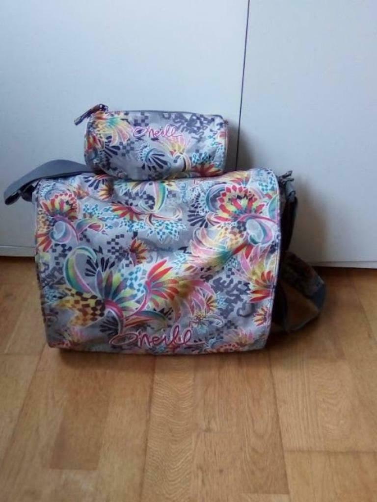 O'Neill tas + etui, Ophalen of Verzenden, Gebruikt, Overige typen