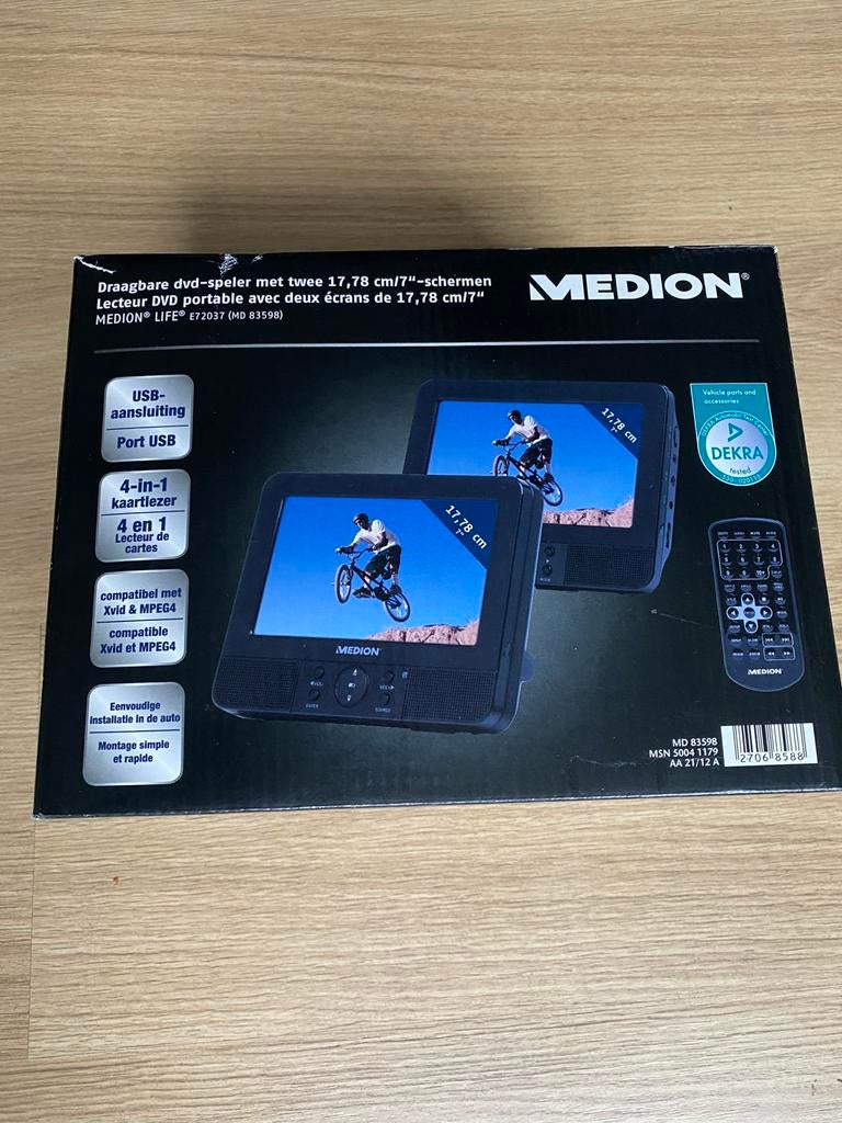 Lecteur USB, Cartes et DVD, avec 2 ecrans et support voiture, Enlèvement, Utilisé