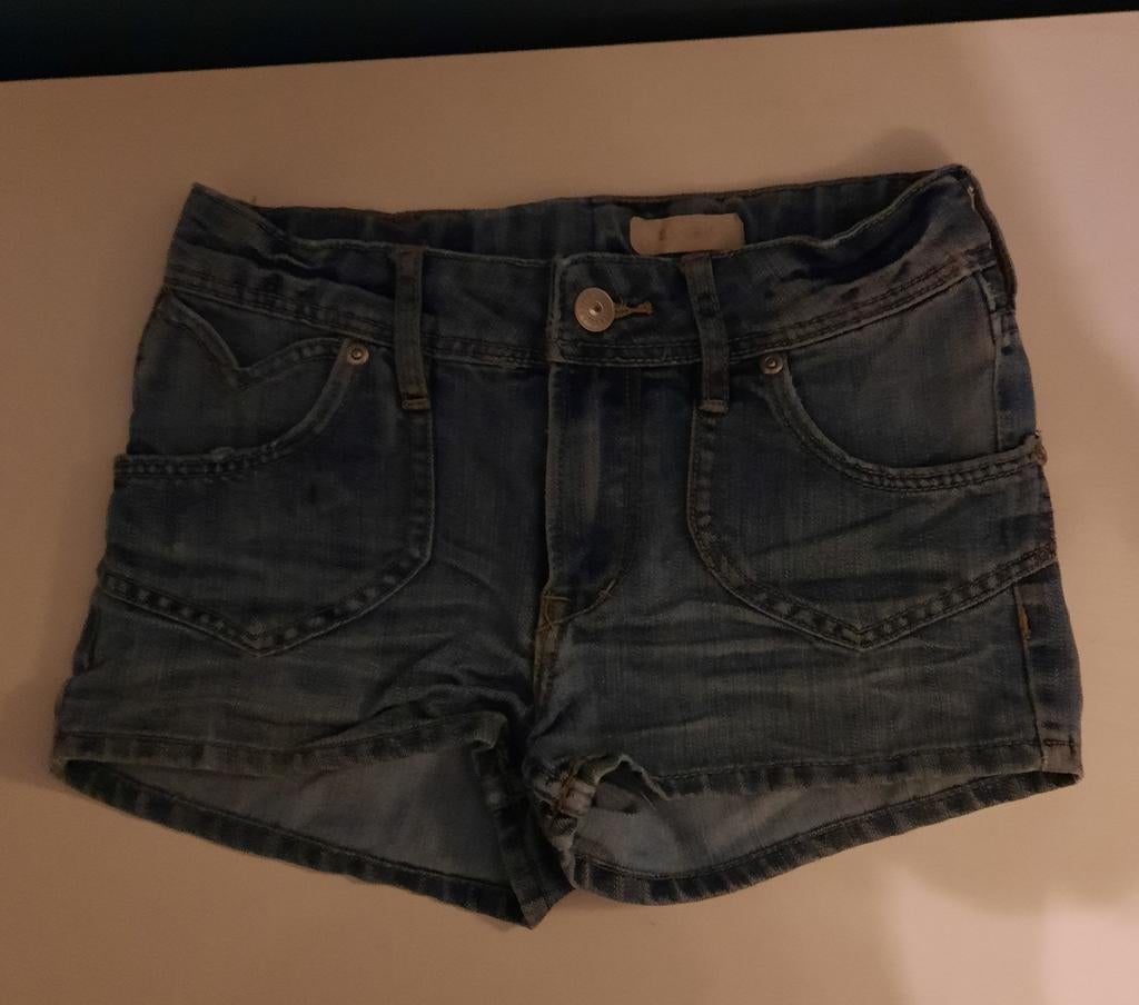 Short en jean « 140", Pantalon, Enlèvement ou Envoi, &shorts, Comme neuf