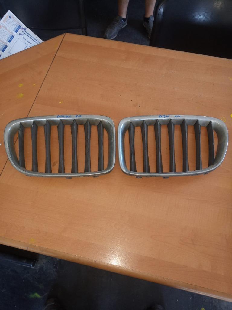 calandre bmw x1, Autos : Pièces & Accessoires, Carrosserie & Tôlerie, Enlèvement, Utilisé, BMW, Pare-chocs
