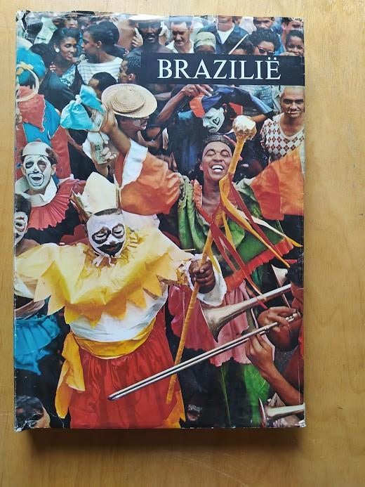 artis historia - Brazilië, Enlèvement ou Envoi, Comme neuf, Artis-Historia, Livre d'images