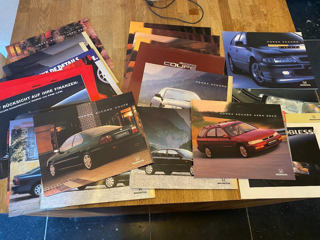 HONDA ACCORD LOT DE DOCUMENTATION D EPOQUE, Livres, Enlèvement ou Envoi, Honda