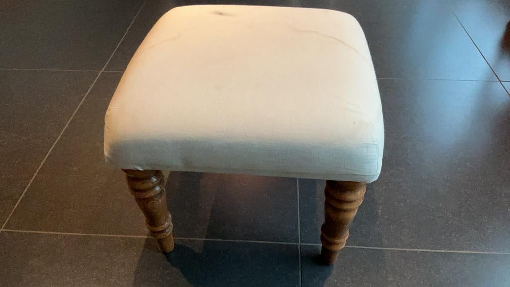 Voetbankje, Ophalen, Minder dan 50 cm, Gebruikt, Vierkant