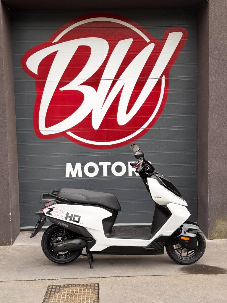 ZEEHO AE4 Nebula White @ BW Motors Mechelen, Fietsen en Brommers, Elektrisch, Nieuw, Klasse B (45 km/u), Ophalen