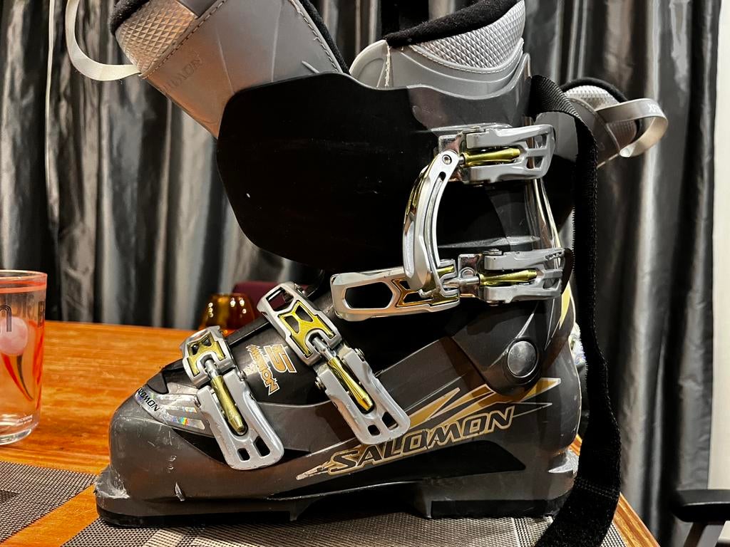 Salomon 26.5 skischoenen, Ophalen, Schoenen, Salomon, Zo goed als nieuw