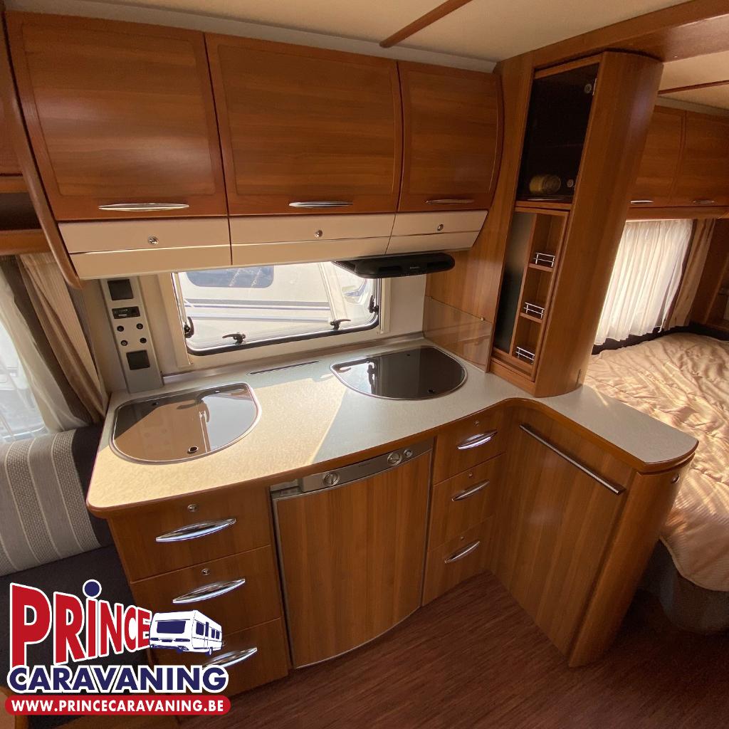 Fendt Platin 495 TFB 2009 - Prince Caravaning, Caravans en Kamperen, Caravans, Bedrijf, Lengtebed, 1250 - 1500 kg, Uitbouw voortent
