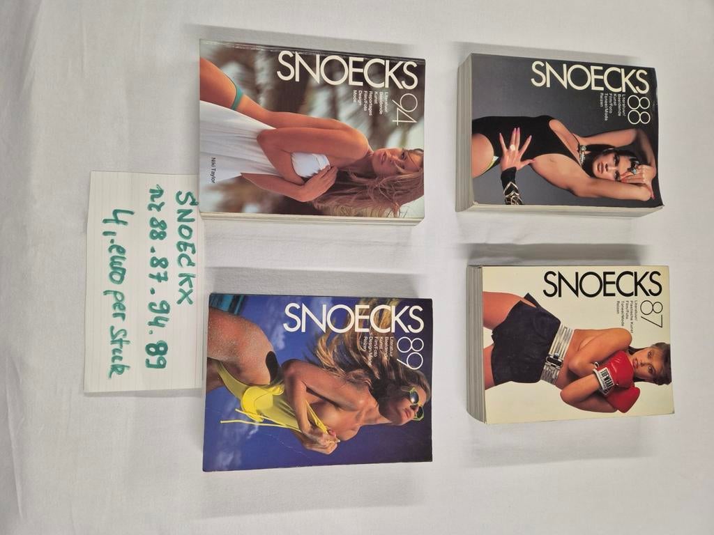 Colector item: boeken Snoeckx . 4 euro per stuk., Boeken, Ophalen, Zo goed als nieuw