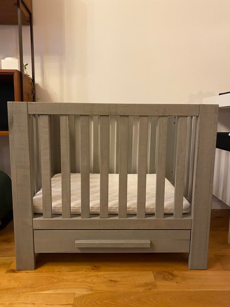 Babybox met matras, Ophalen, Zo goed als nieuw