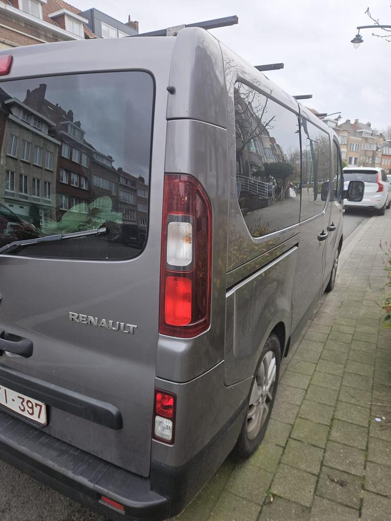 Renaut trafic 2015, Autos, Argent ou Gris, Achat, Euro 6, Boîte manuelle