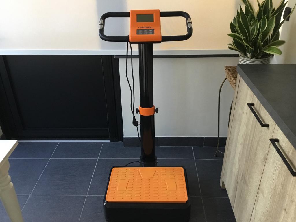 Te koop trilplaat Lanaform, Enlèvement, Comme neuf, Plaque vibrante