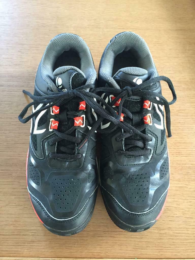Tennisschoenen - maat 39, Sport en Fitness, Tennis, Ophalen of Verzenden, Zo goed als nieuw, Schoenen, Overige merken