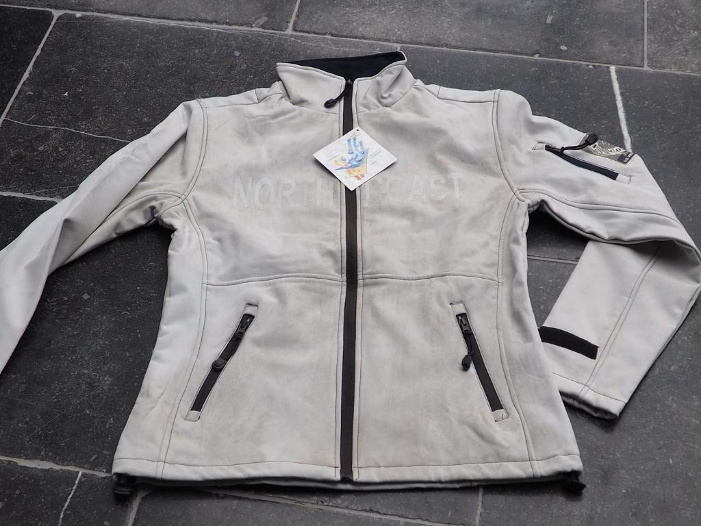 jas/ski jas: waterdicht, winddicht, ademend, Enlèvement ou Envoi, Neuf, Taille 42/44 (L)