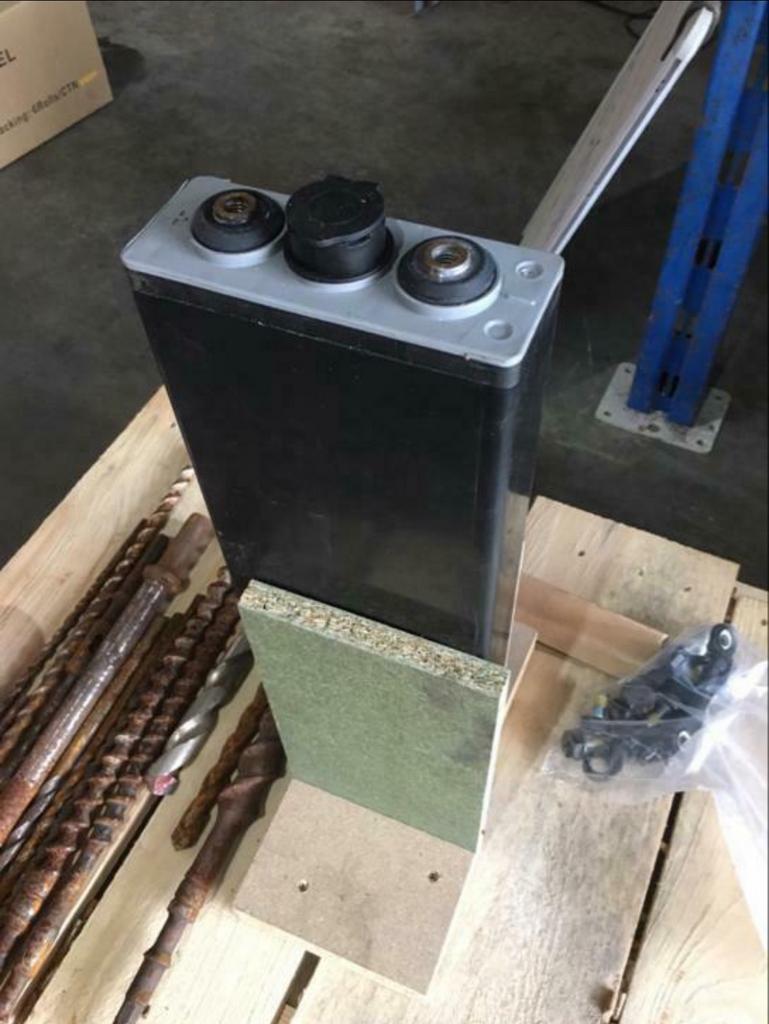 Traktie batterij cel 2V 225ah, Ophalen, Stapelaar