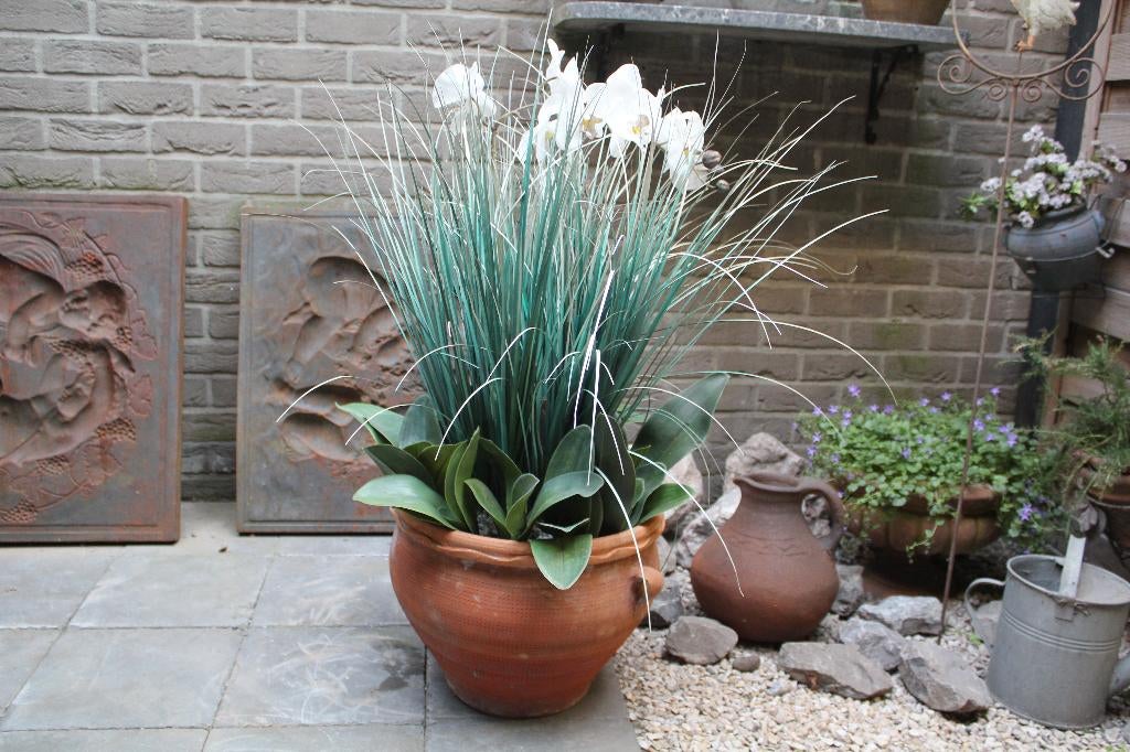 Terracotta met orchidee en kunstgras, 40 cm ou plus, 70 cm ou plus, Rond, Comme neuf