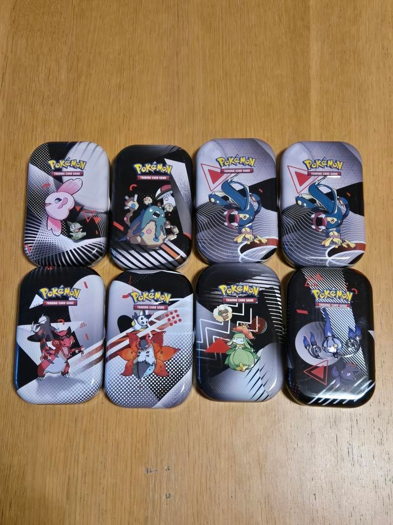 8 Mini tin ( vide ) EV10.5 : Foudre Noire & Flamme
Blanche, Enlèvement ou Envoi, Comme neuf