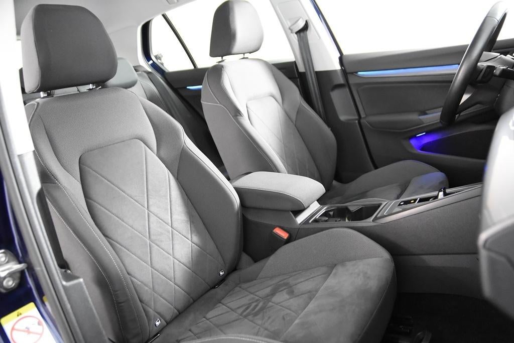 Volkswagen Golf VIII 1.4 eHybrid *1ste eig*Pano*Massage*, Auto's, Volkswagen, 4 cilinders, Blauw, 5 deurs, 21 g/km
