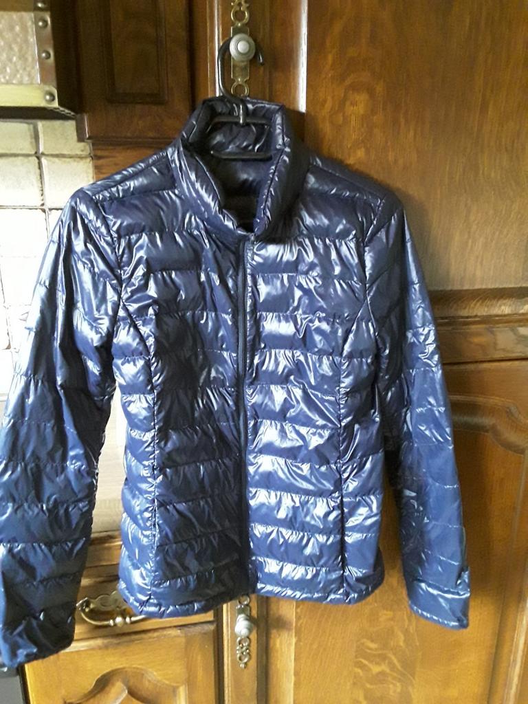 MOOI  JASJE  VAN  HET MERK  BENETON, Kleding | Dames, Ophalen, Zo goed als nieuw, Maat 36 (S)
