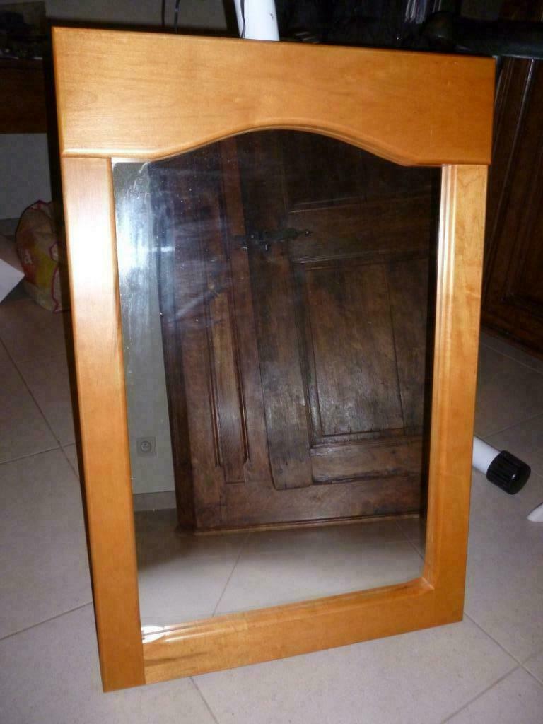 Miroir en parfait état, cadre en bois clair, miroir murale, Maison & Meubles, Accessoires pour la Maison | Miroirs, Enlèvement