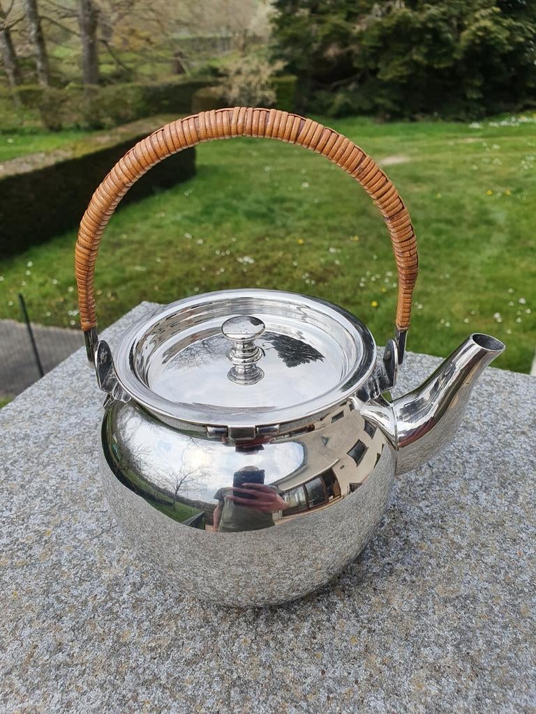 Théière vintage en métal, Antiquités & Art, Antiquités | Ustensiles de cuisine, Enlèvement ou Envoi