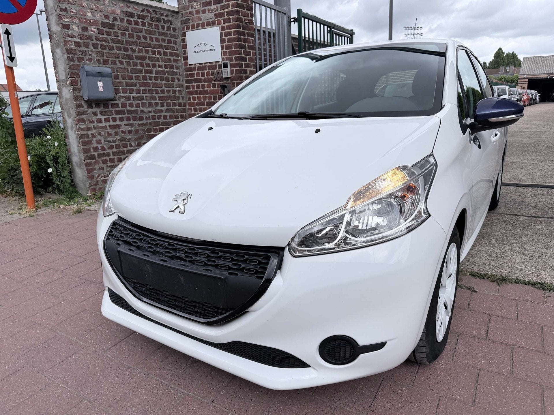 Peugeot 208 1.0 I EDITION LIKE, Auto's, Peugeot, Stof, Wit, 1484 kg, Bedrijf