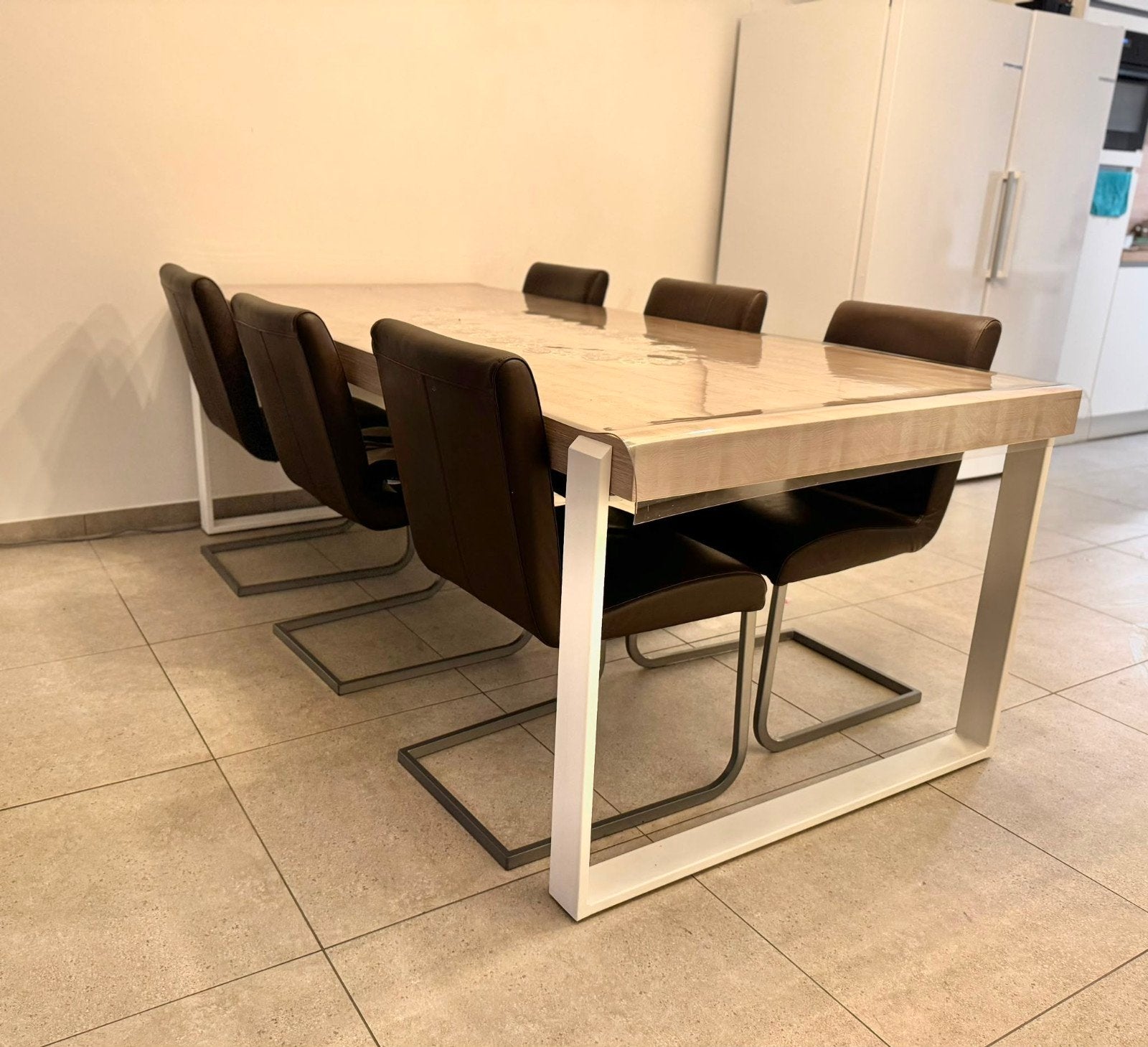 Gratis lederen stoelen, Enlèvement, Utilisé, Cinq personnes ou plus