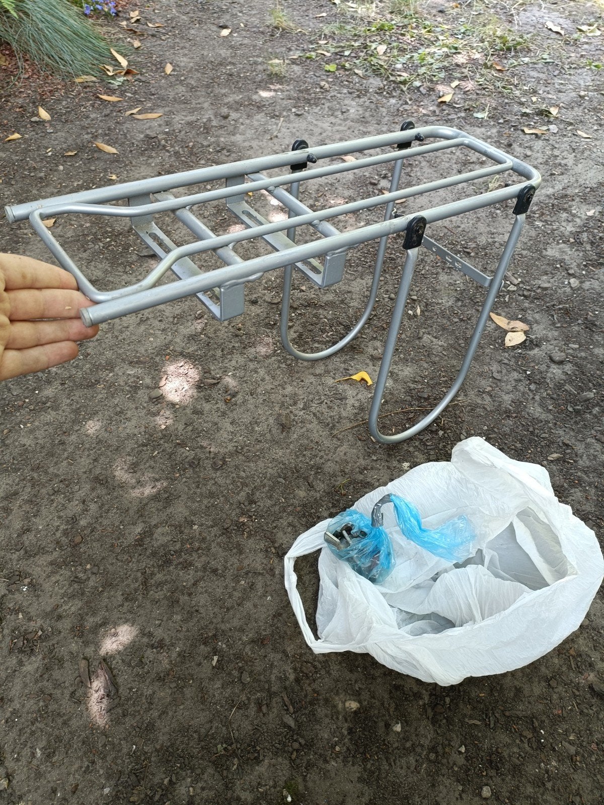 Thule Yepp EasyFit Carrier XL fietsstoeladapter voor kindere, Ophalen