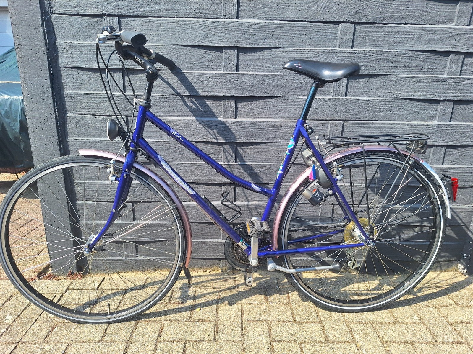 Sportieve Gazelle damesfiets met 21 versnellingen, Fietsen en Brommers, Ophalen, 28 inch, Velgrem, Meer dan 20 versnellingen
